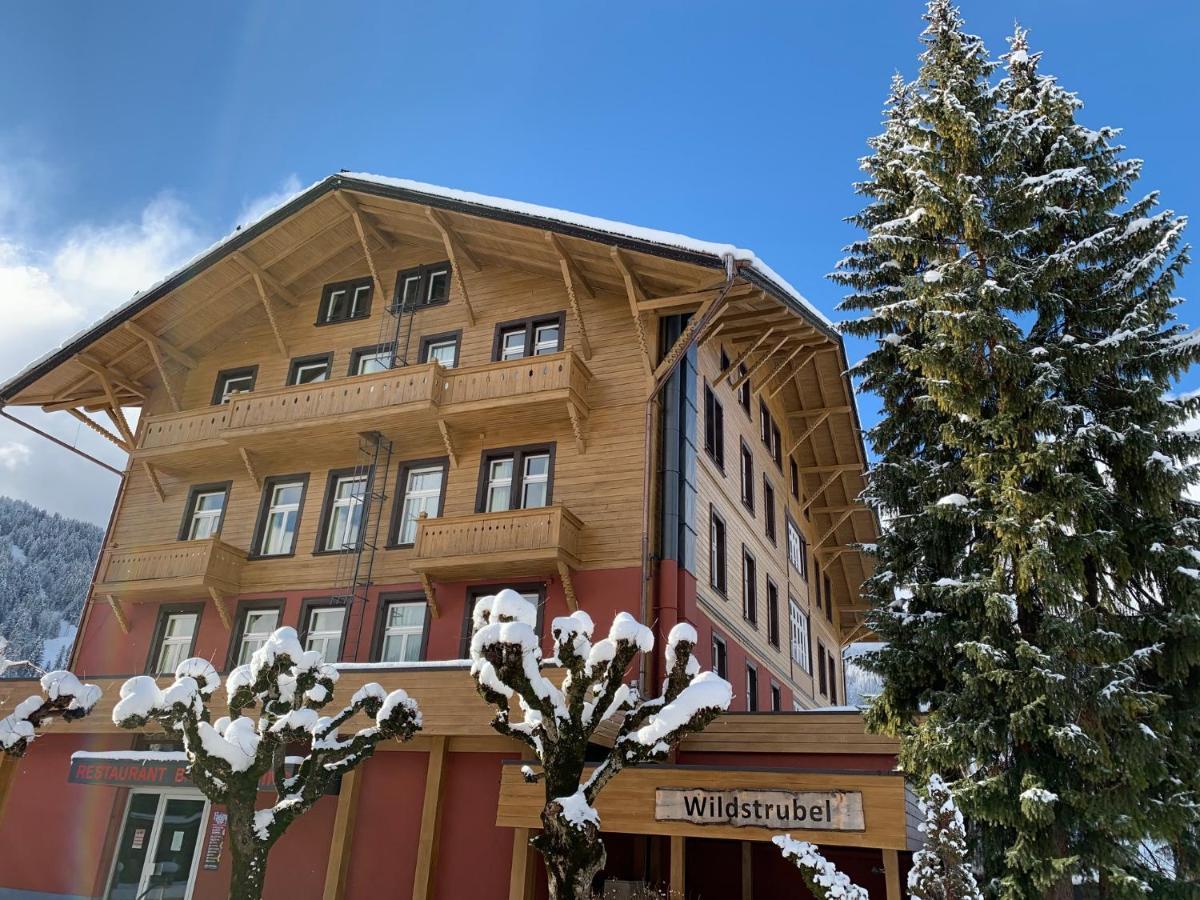Sporthotel Wildstrubel Lenk Bagian luar foto