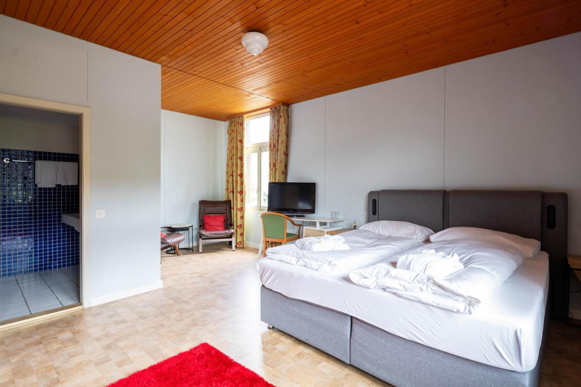 Sporthotel Wildstrubel Lenk Bagian luar foto