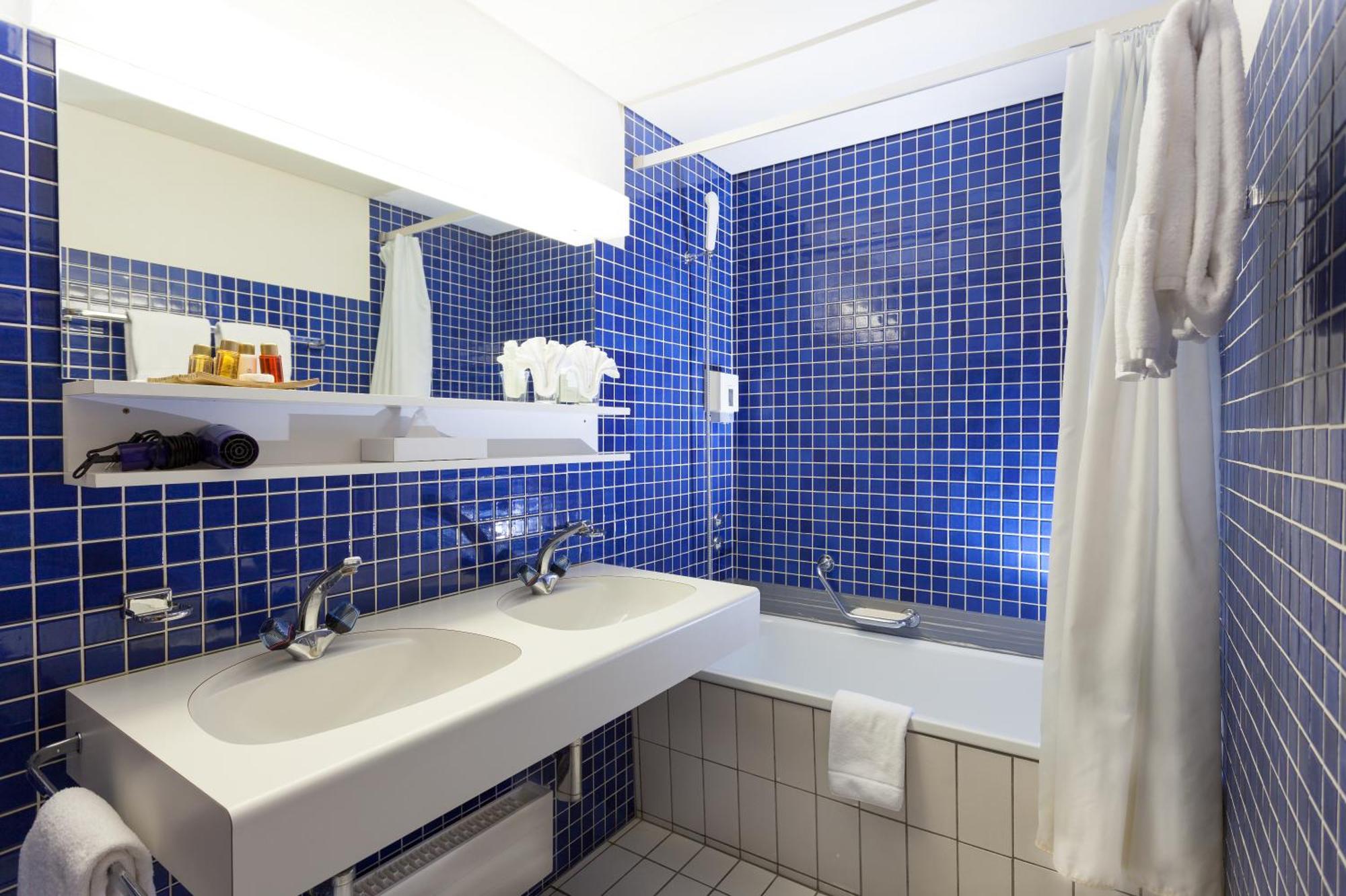 Sporthotel Wildstrubel Lenk Bagian luar foto