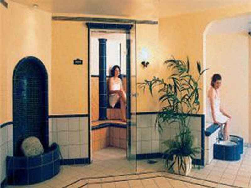 Sporthotel Wildstrubel Lenk Bagian luar foto